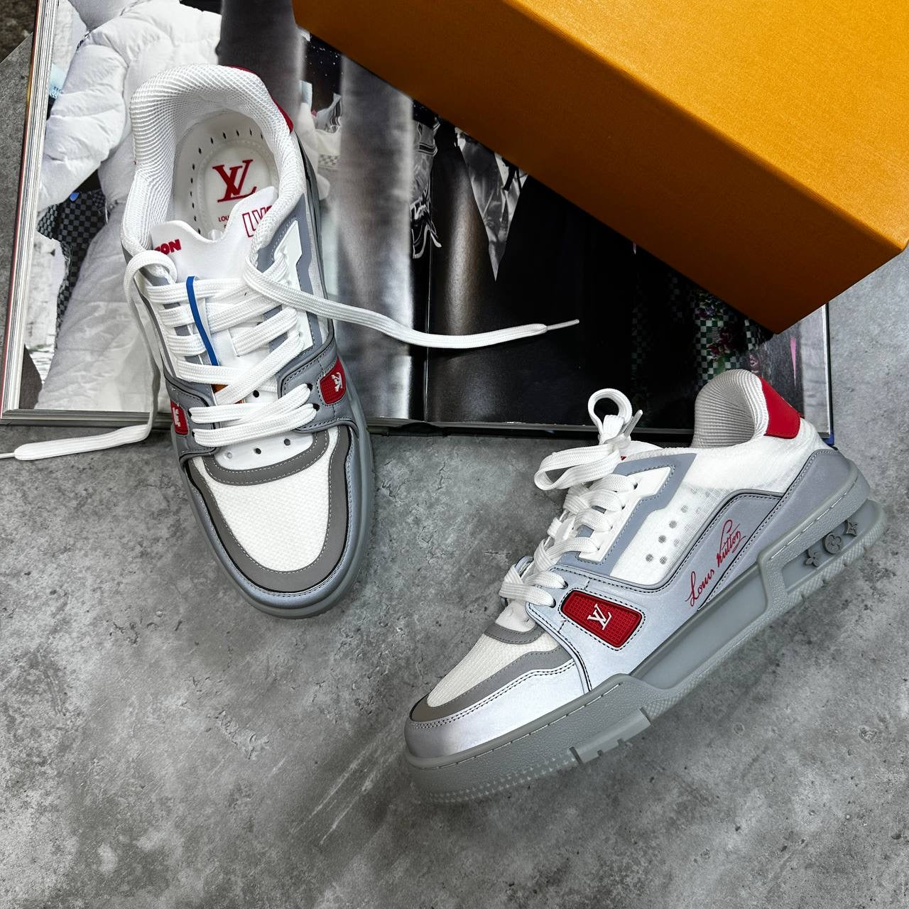 LVE TRAINER -GREY|RED