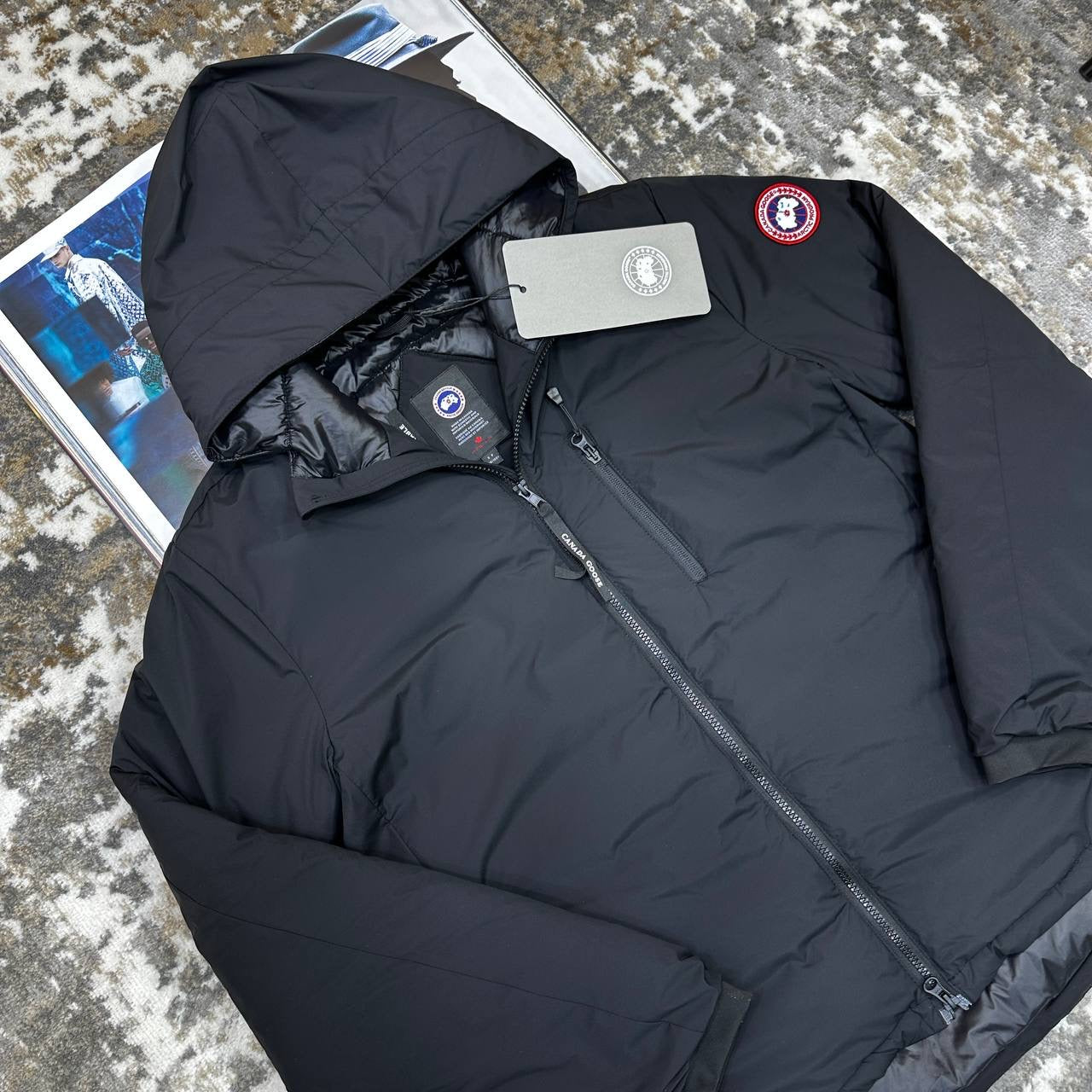 CNADA-GOOSE ZIP JACKET-BLACK WITH RED BADGE