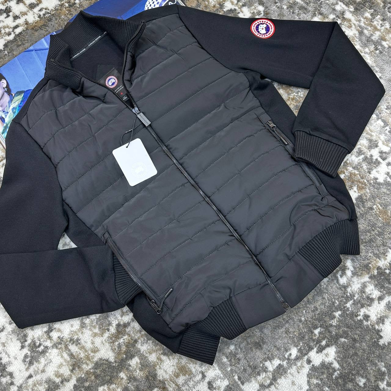 CNADA-GOOSE ZIP JACKET-BLACK WITH RED BADGE