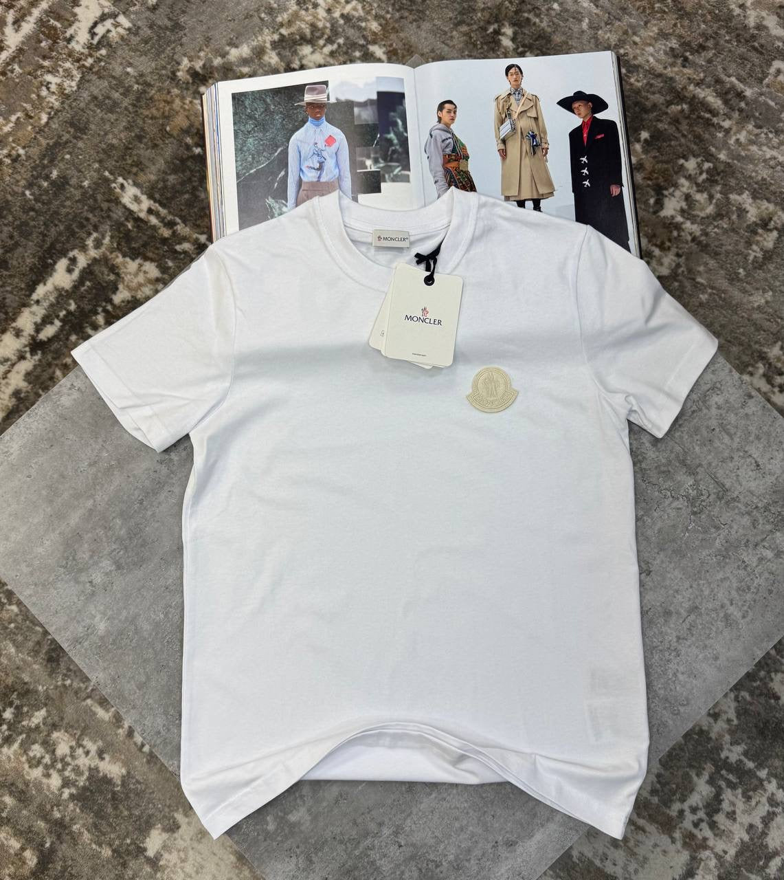NCLR FRONT BIG BADGE TSHIRT WHITE