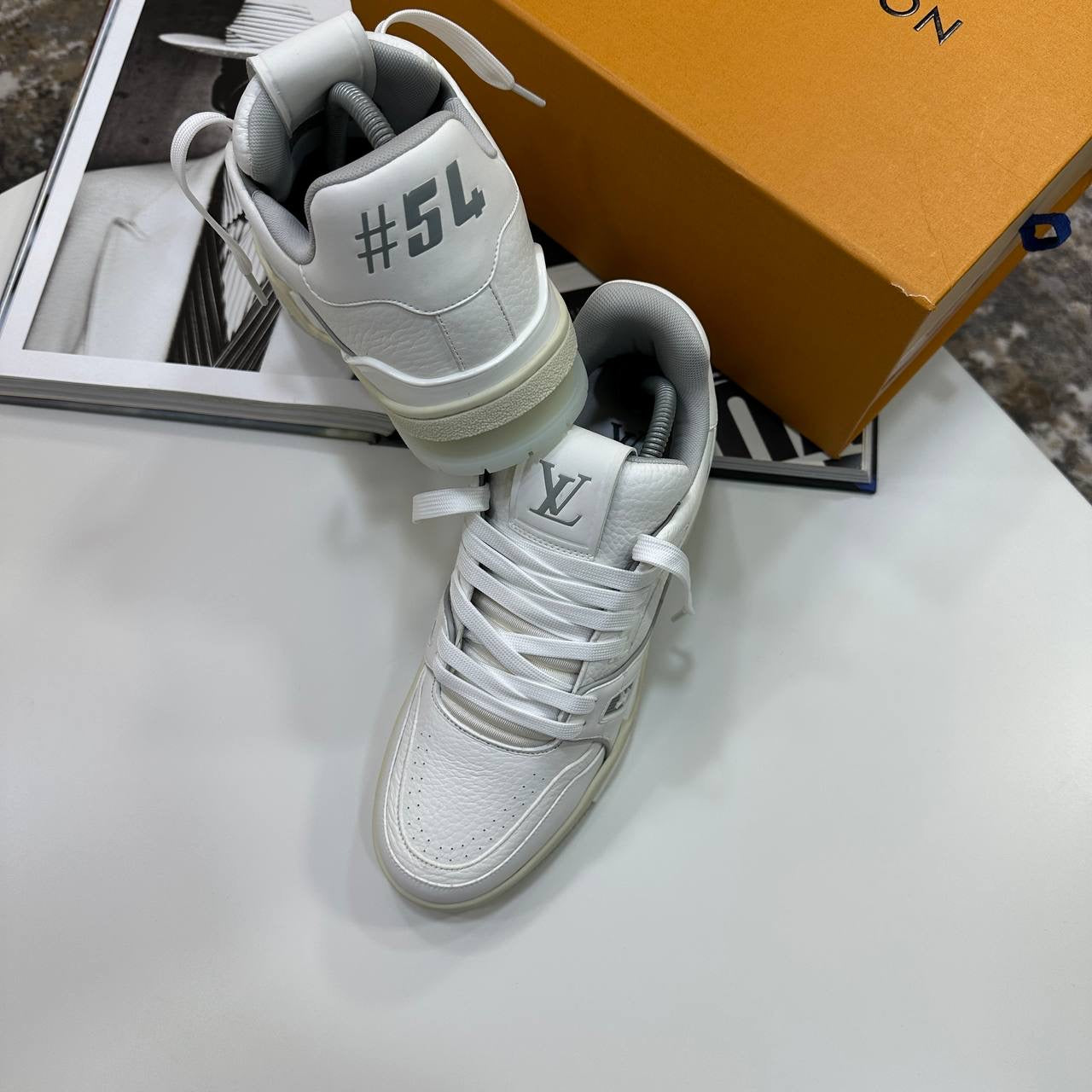 LVE TRAINER - WHITE