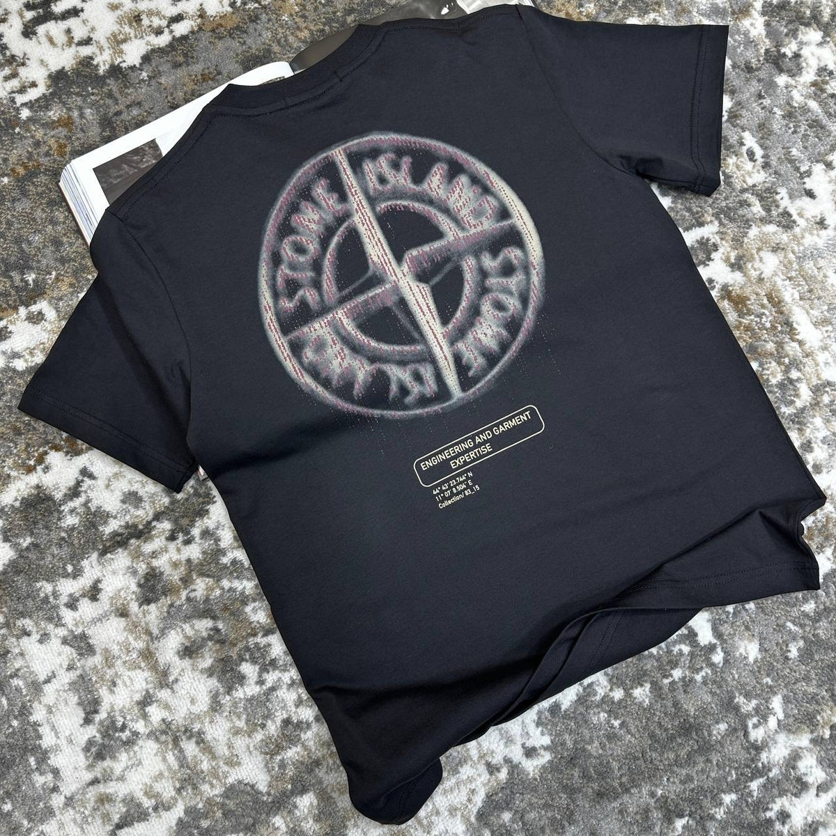STNE TSHIRT-BLACK