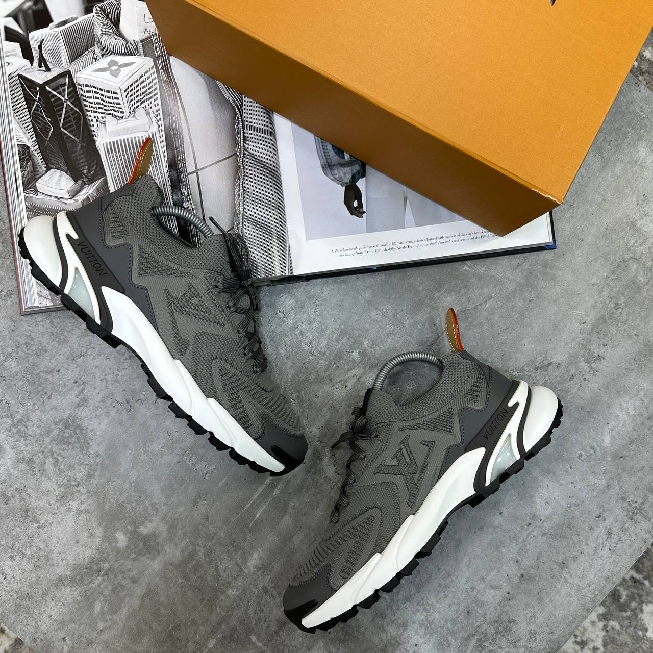 LVE TRAINER - GREY/WHITE