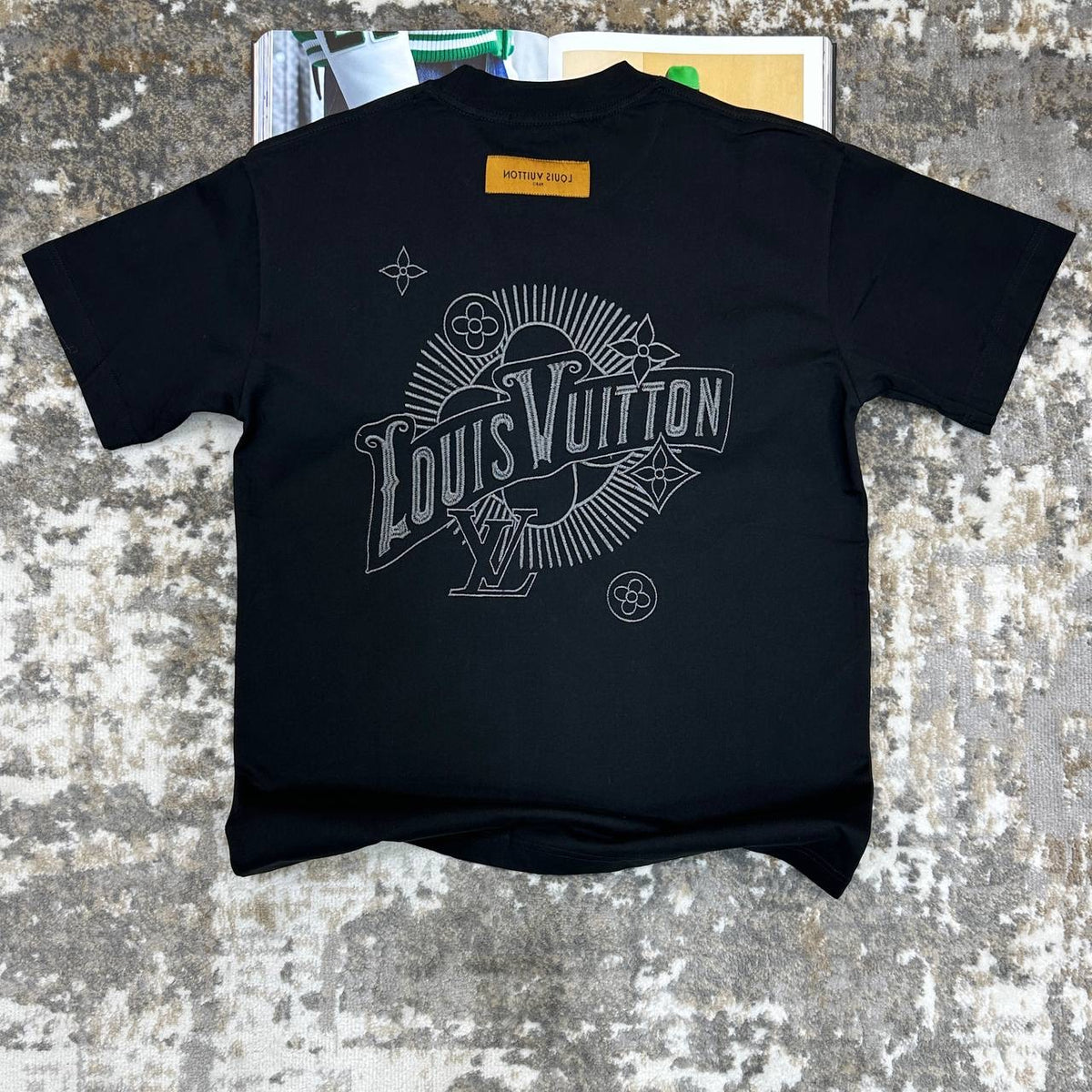 LUOS-VUTON EMBROIDERY TSHIRT-BLACK