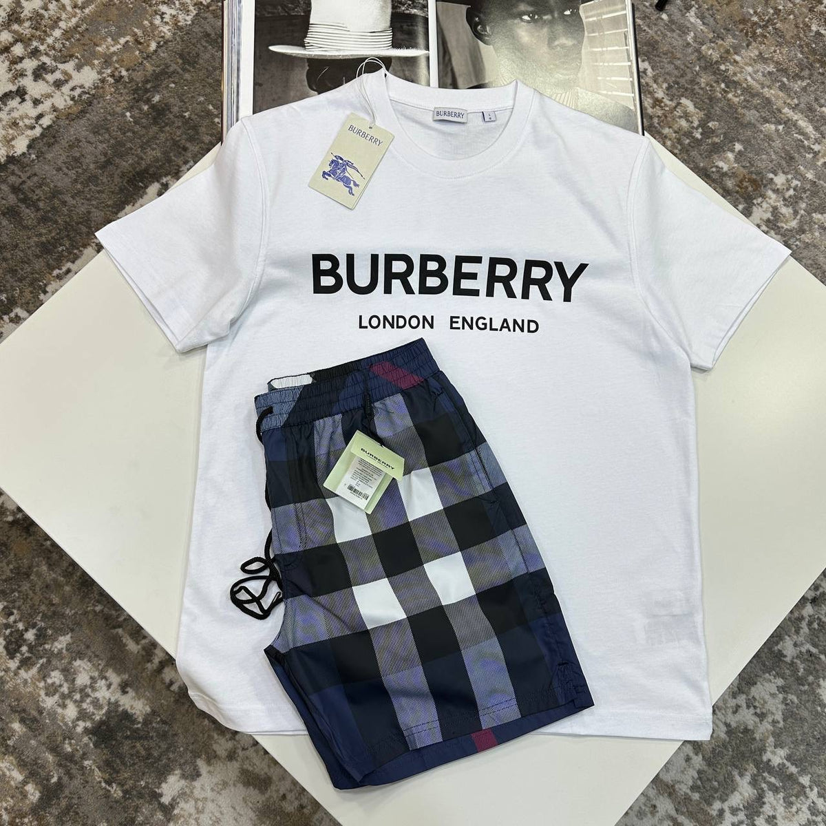 BURBERY SHORT SET WHITE/BLUE