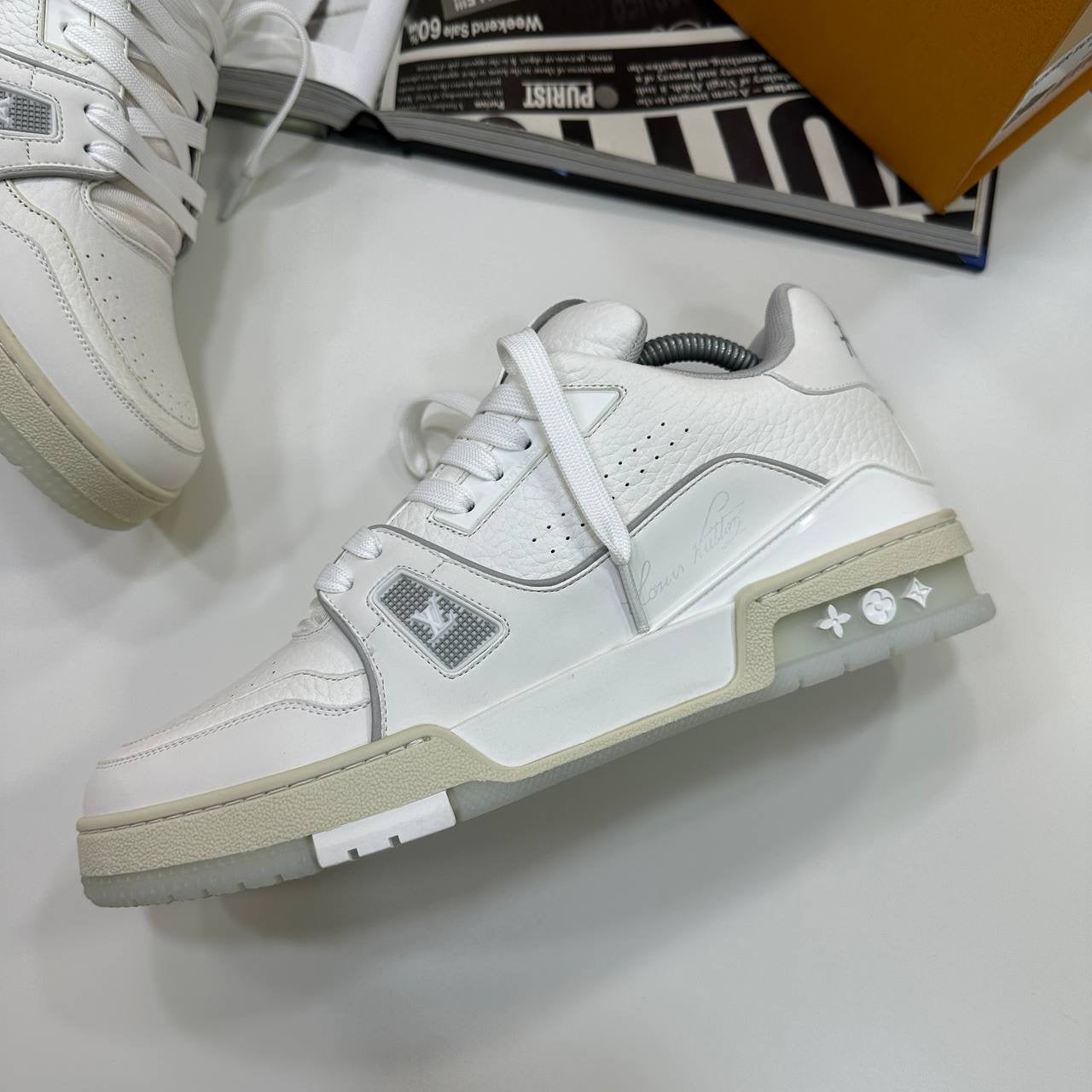 LVE TRAINER - WHITE