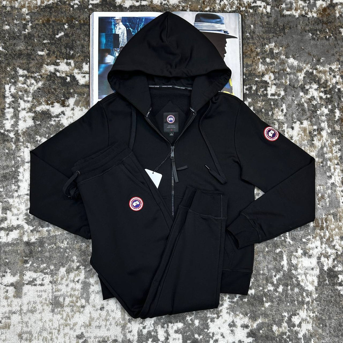CNDA GOOSE TRACKSUIT-BLACK WITH RED BADGE