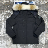 CANDA GOOSE WYNDHAM
WITH DUCK DOWN FUR - BLACK WITH BLACK BADGE