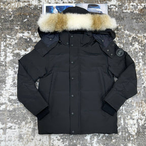 CANDA GOOSE WYNDHAM
WITH DUCK DOWN FUR - BLACK WITH BLACK BADGE