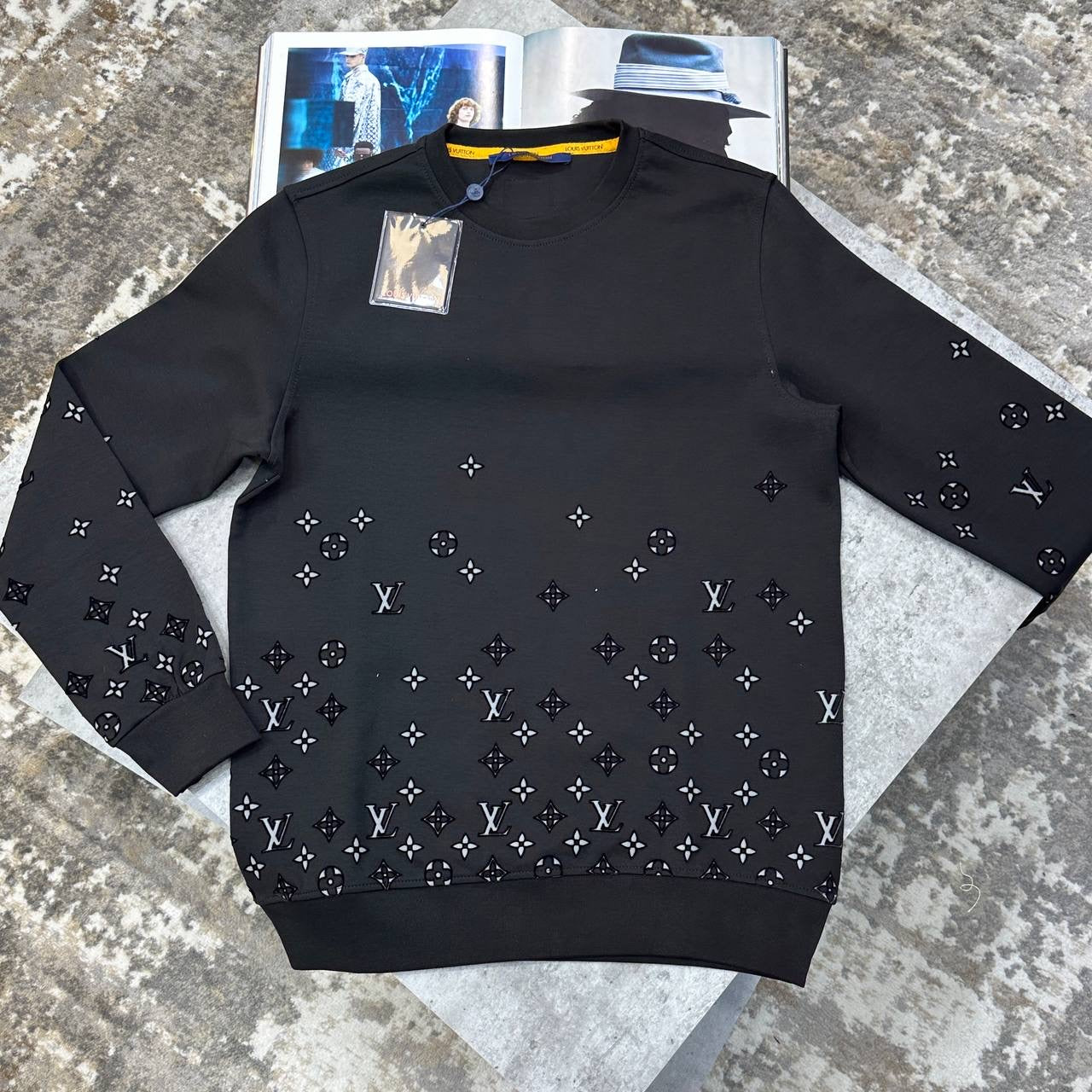 LVE DOWN EMBROIDERY JUMPER BLACK