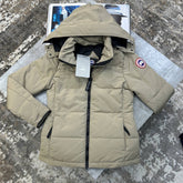 C.G RED BADGE CHELSEA PARKA JACKET-BEIGE