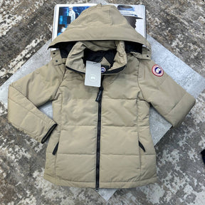 C.G RED BADGE CHELSEA PARKA JACKET-BEIGE