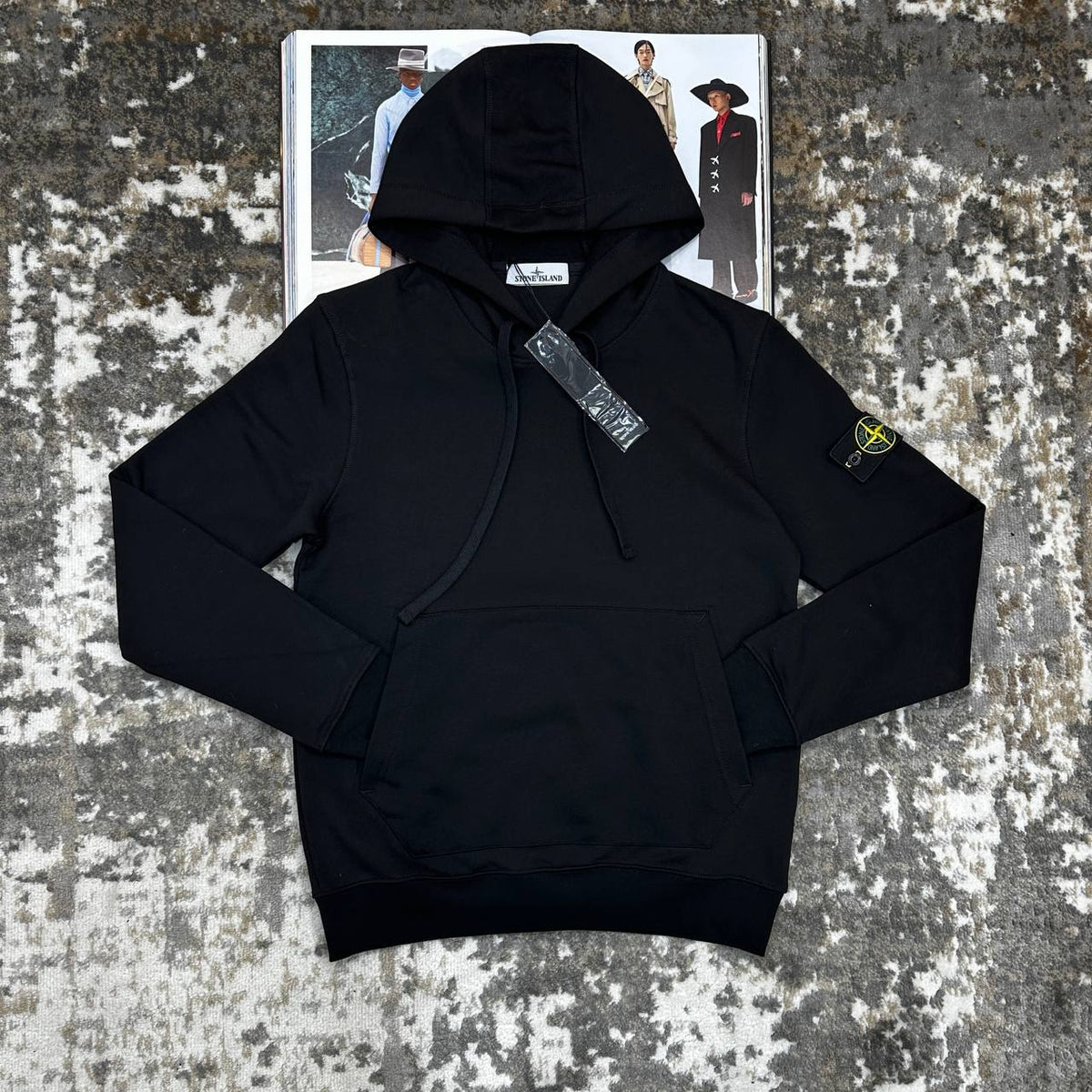 STNE HOODIE-BLACK
