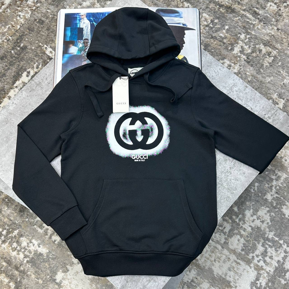 UCCI FRONT PRINT HOODIE BLACK