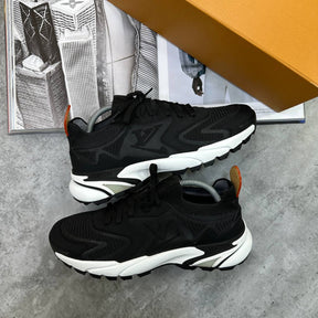 LVE TRAINER - BLACK/WHITE