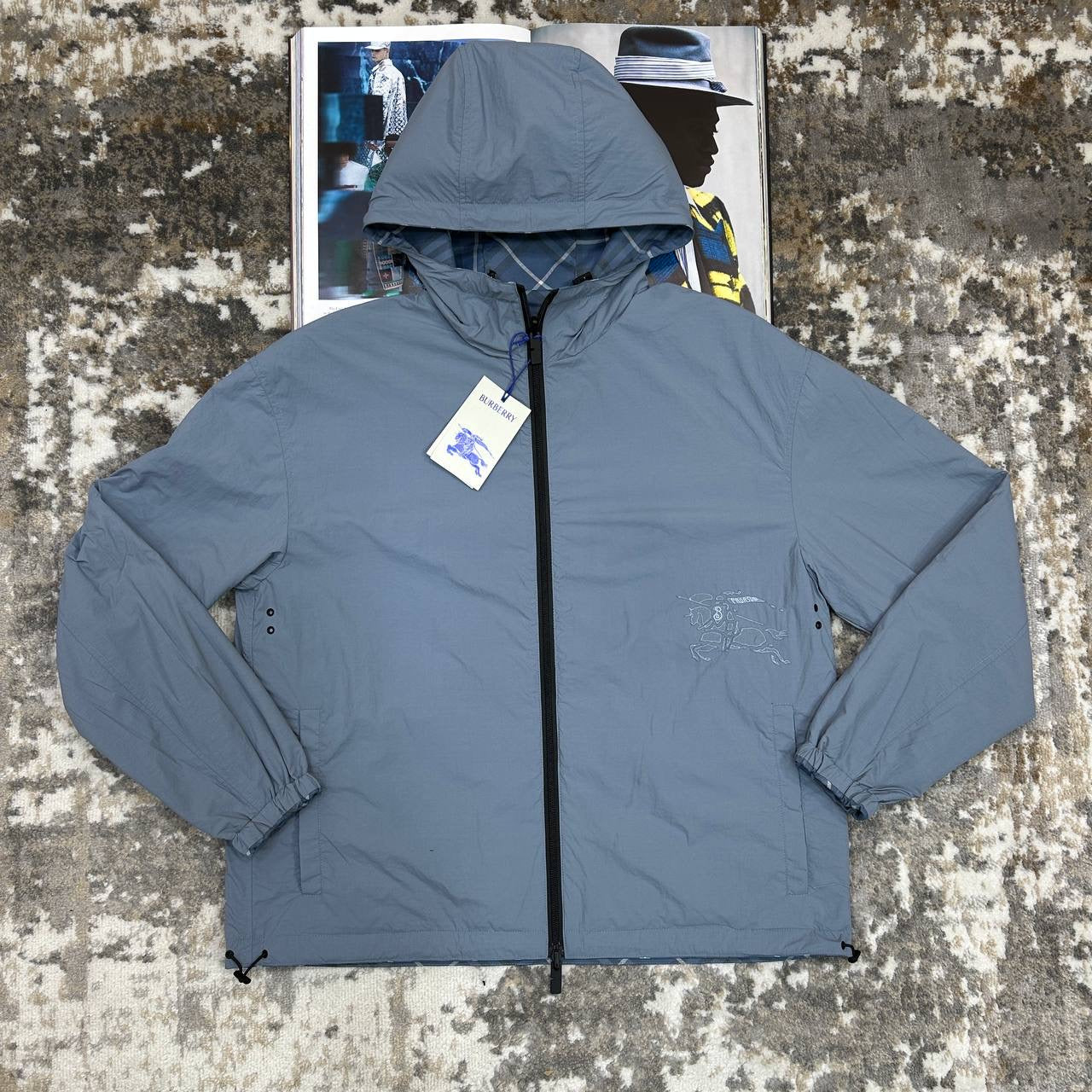 BURBERY REVERSE ABLE JACKET BLUE