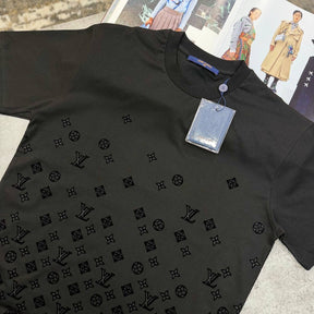LV TSHIRT BLACK