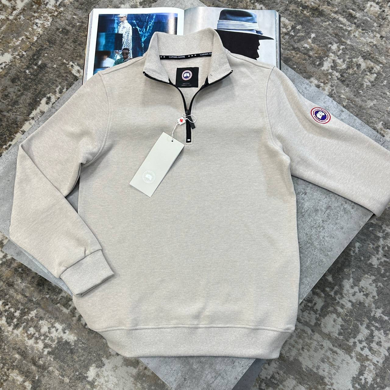 CG SIDE RED BADGE HALFZIP BEIGE