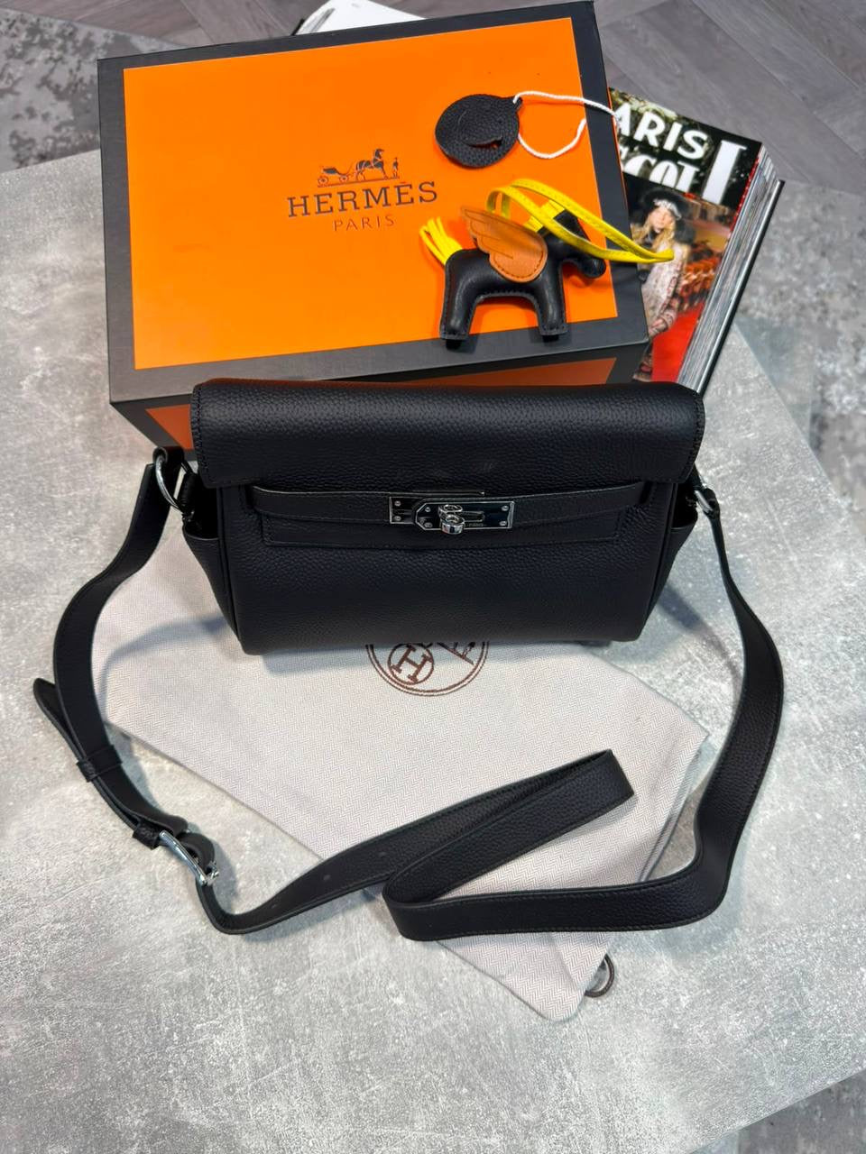 HMS MENS BAG BLACK