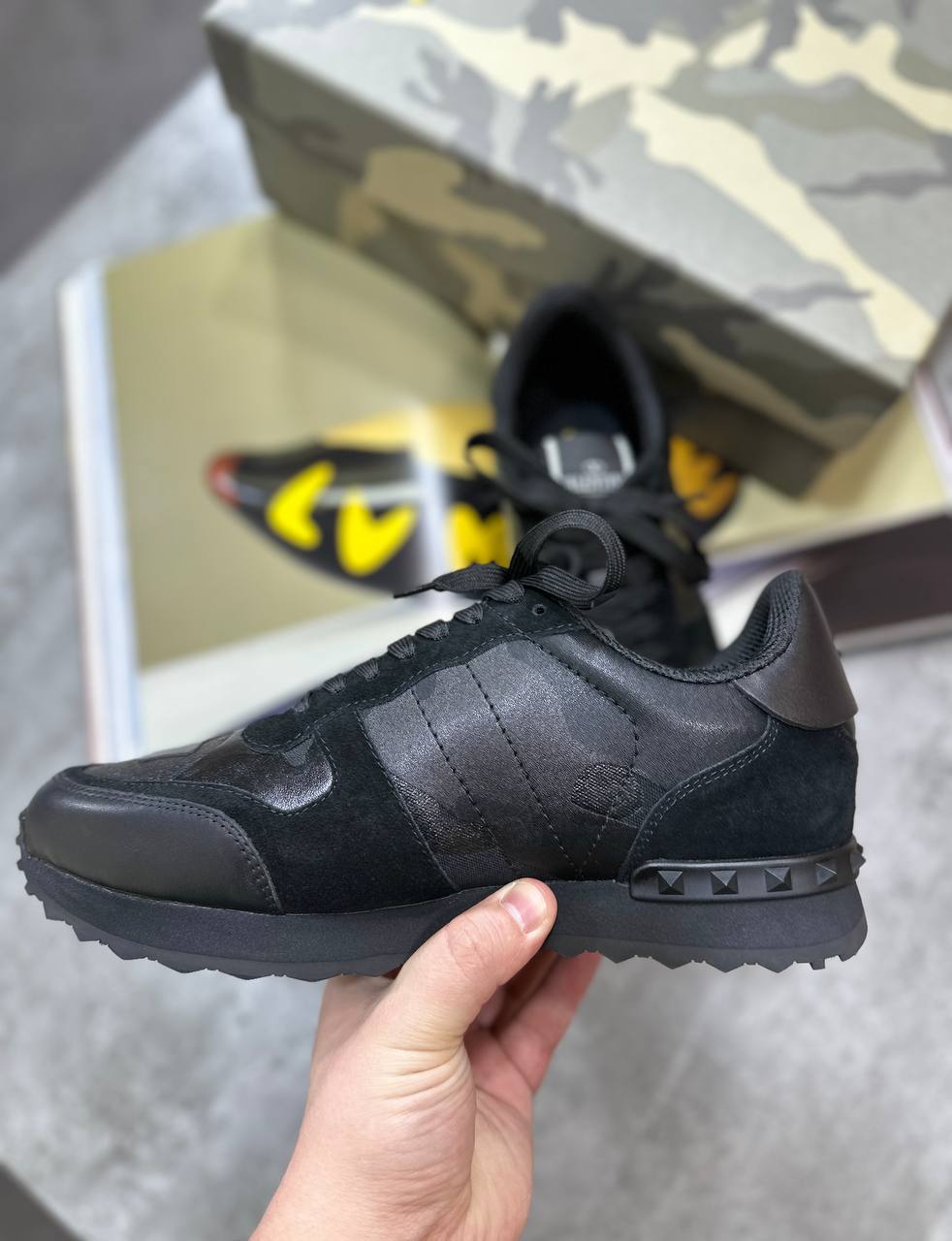 VLTINO TRAINER ALL BLACK