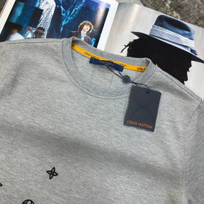 LVE DOWN EMBROIDERY JUMPER GREY