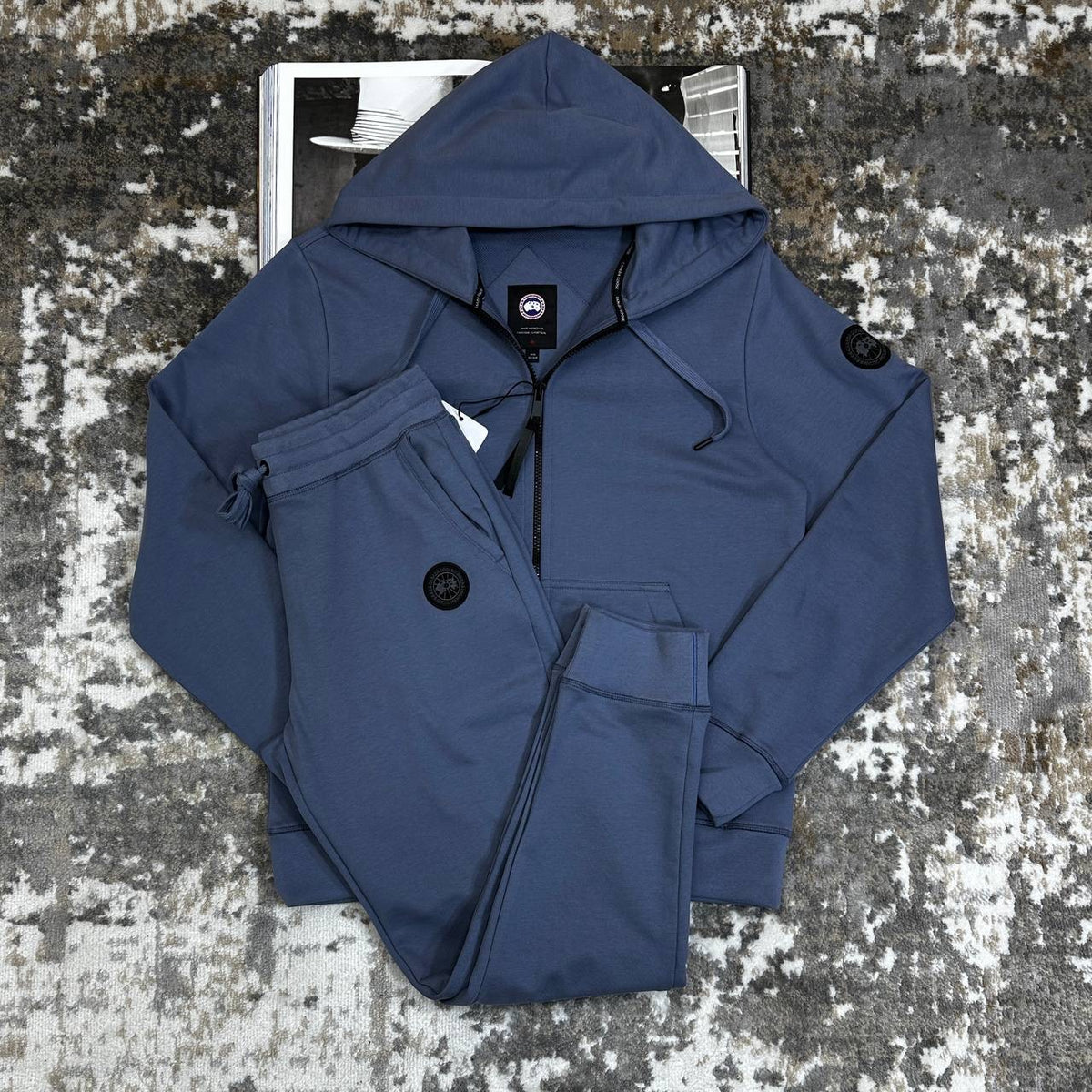 CNDA GOOSE TRACKSUIT-BLACK BADGE