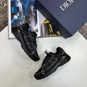 B30 TRAINER-ALL BLACK