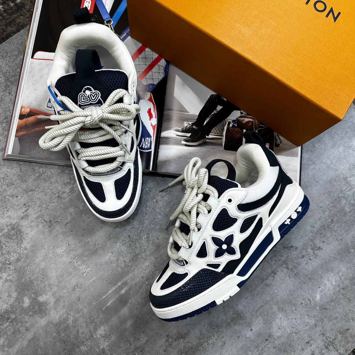 LVE TRAINER -WHITE|BLACK
