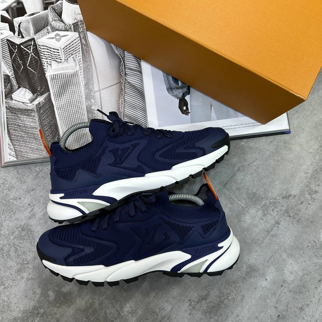 LVE TRAINER - NAVY/WHITE