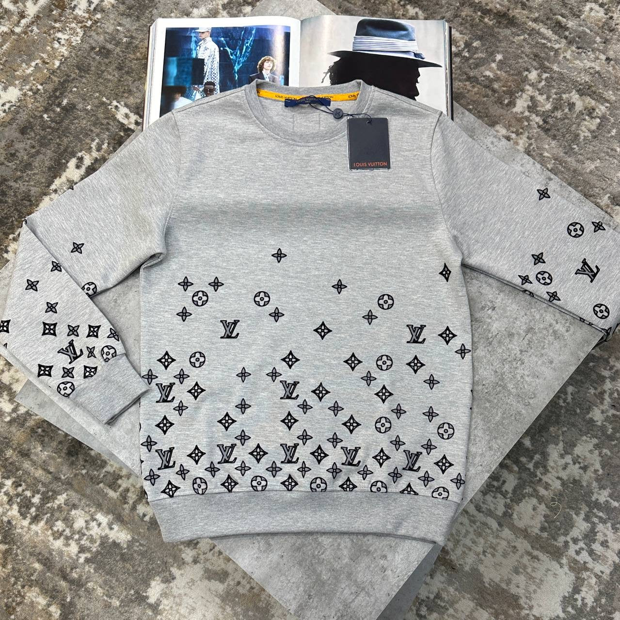 LVE DOWN EMBROIDERY JUMPER GREY