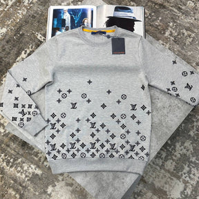 LVE DOWN EMBROIDERY JUMPER GREY