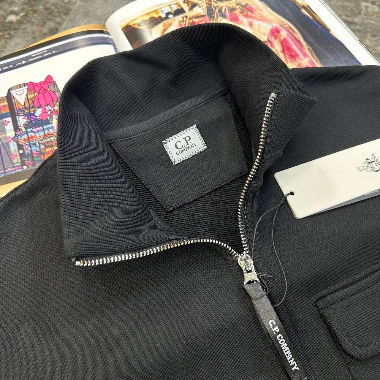 C.P FRONT POCKET HALFZIP JUMPER BLACK