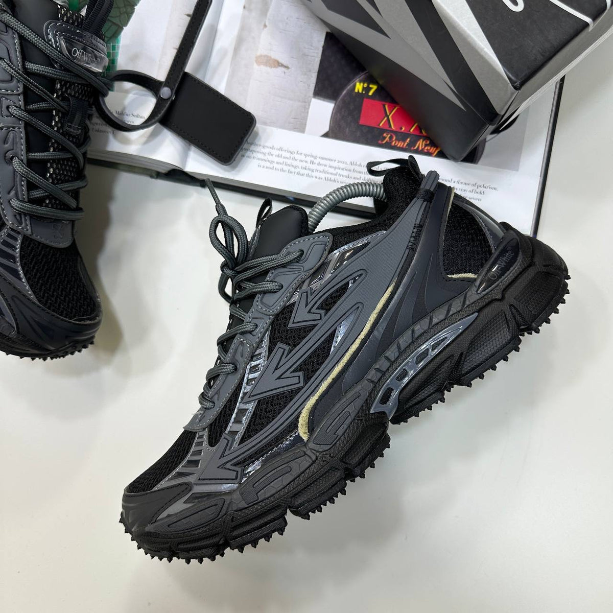 OF-WHITE TRAINER-BLACK