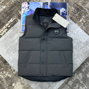 C.G BLACK BADGE BODYWARMER GREY