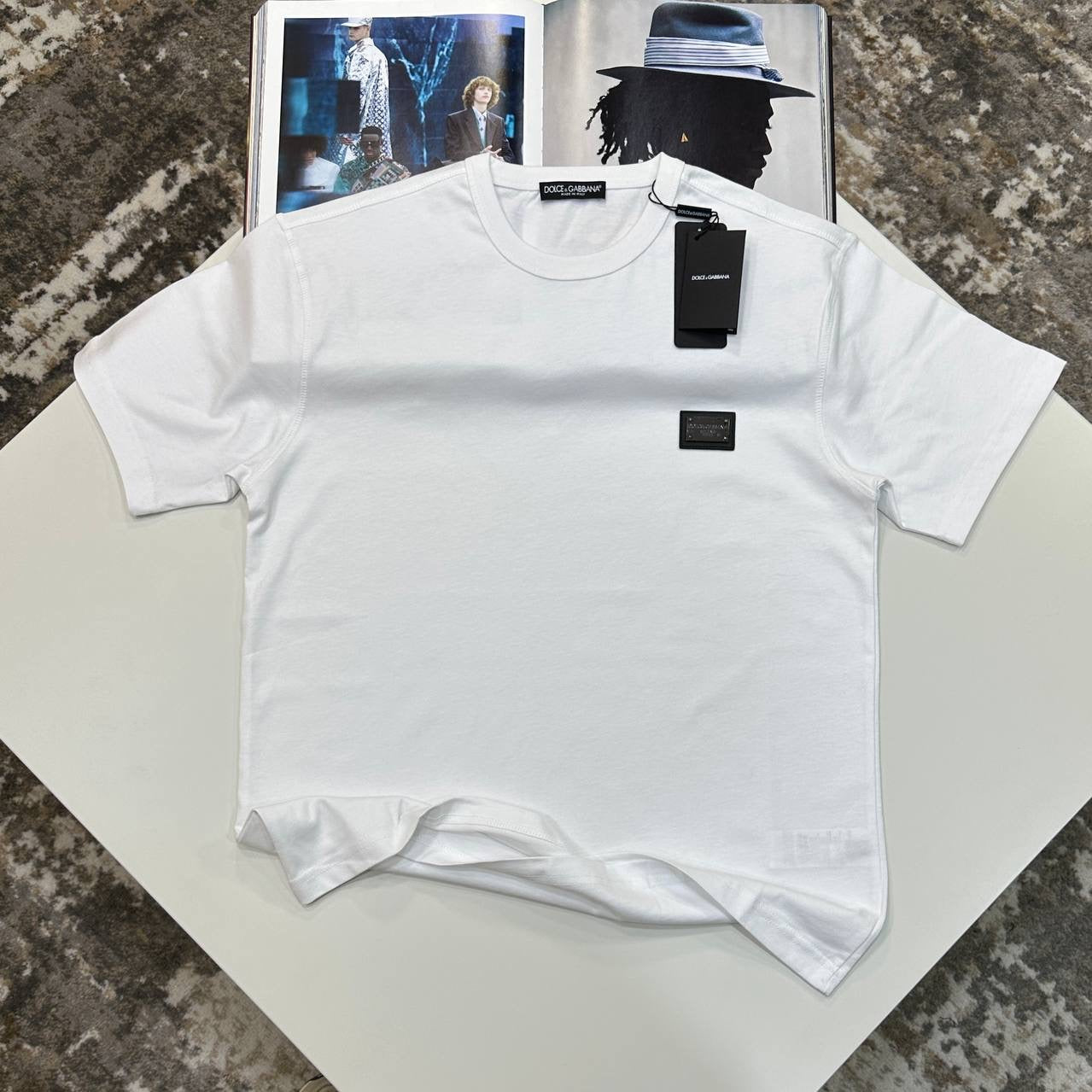 DandG METAL BADGE TSHIRT-WHITE