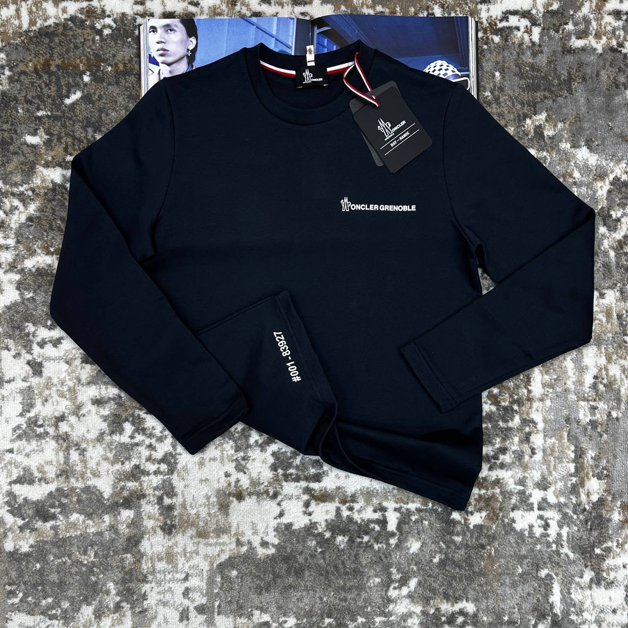 MNCLR JUMPER-BLACK
