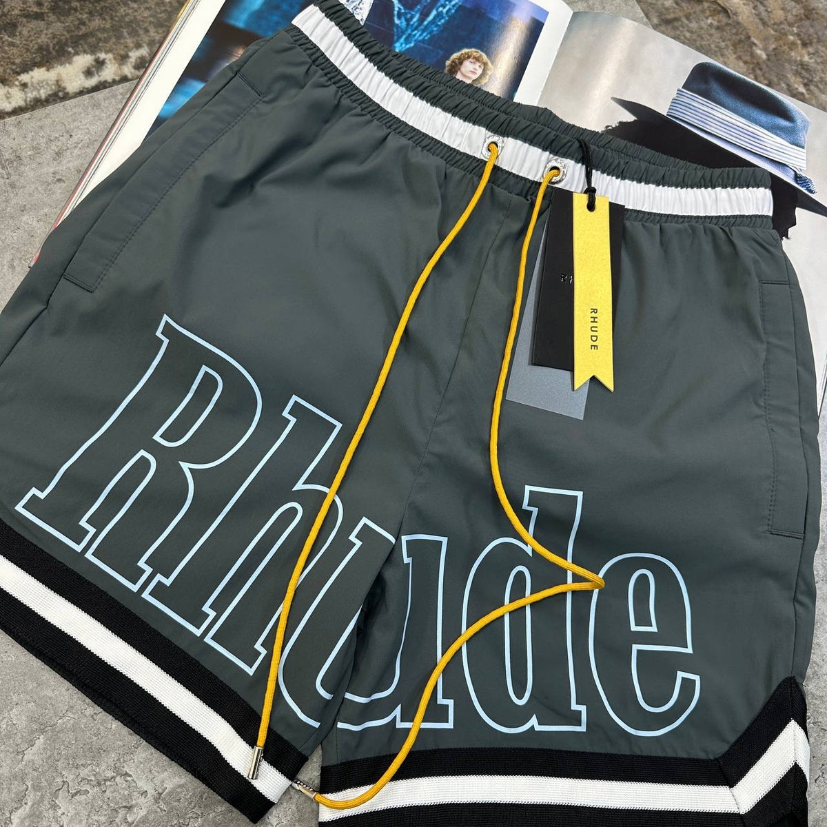 RUDE SHORTS GREY
