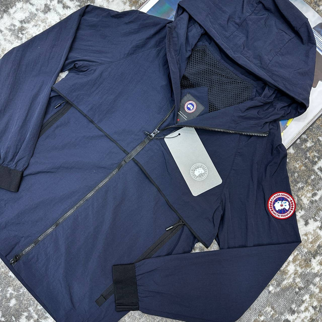 CG LIGHT WEIGHT WIND BREAKER-NAVY WITH RED BADGE