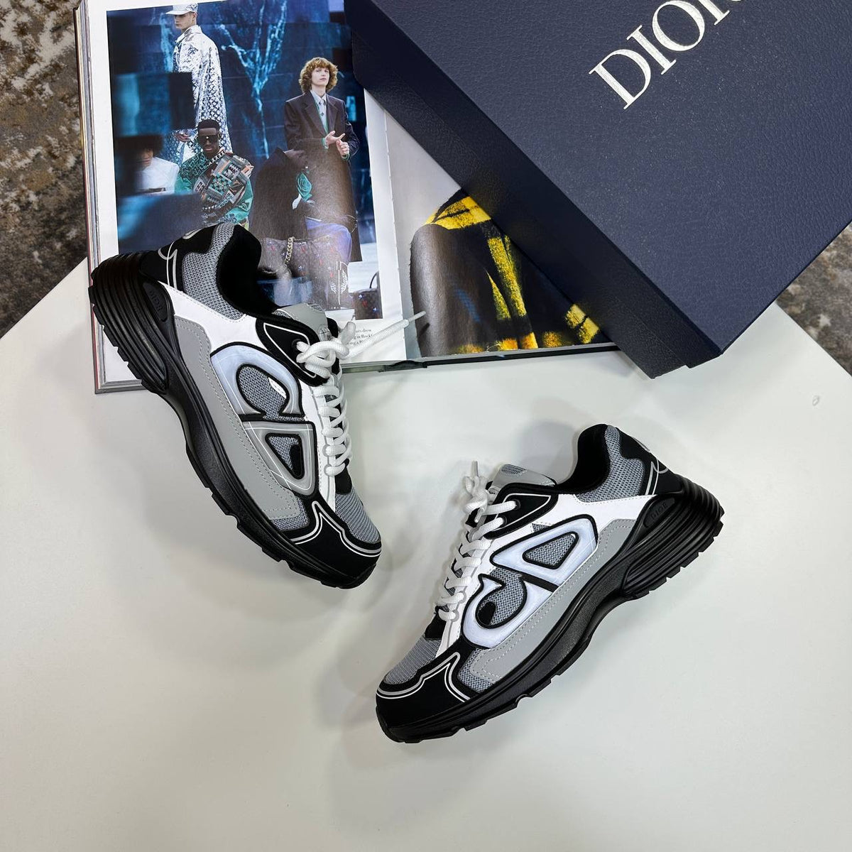 B30 TRAINER-GREY/BLACK