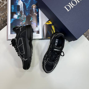 B30 TRAINER-ALL BLACK