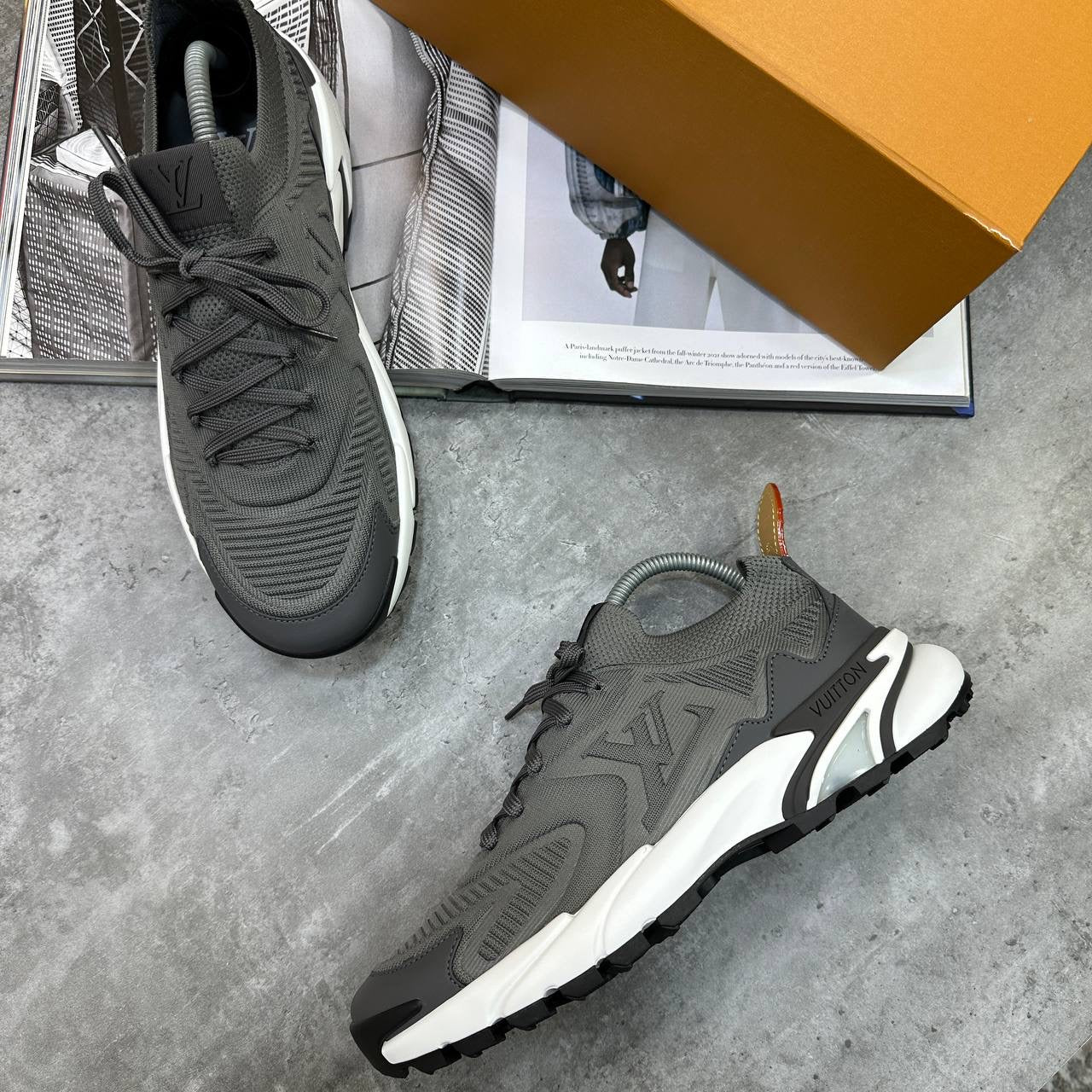 LVE TRAINER - GREY/WHITE