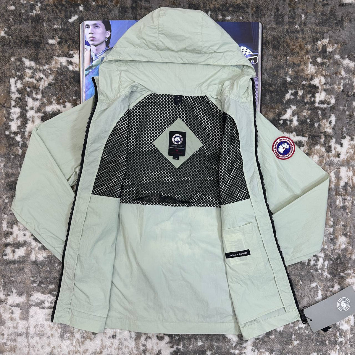 CG WIND BREAKER-OFF WHITE