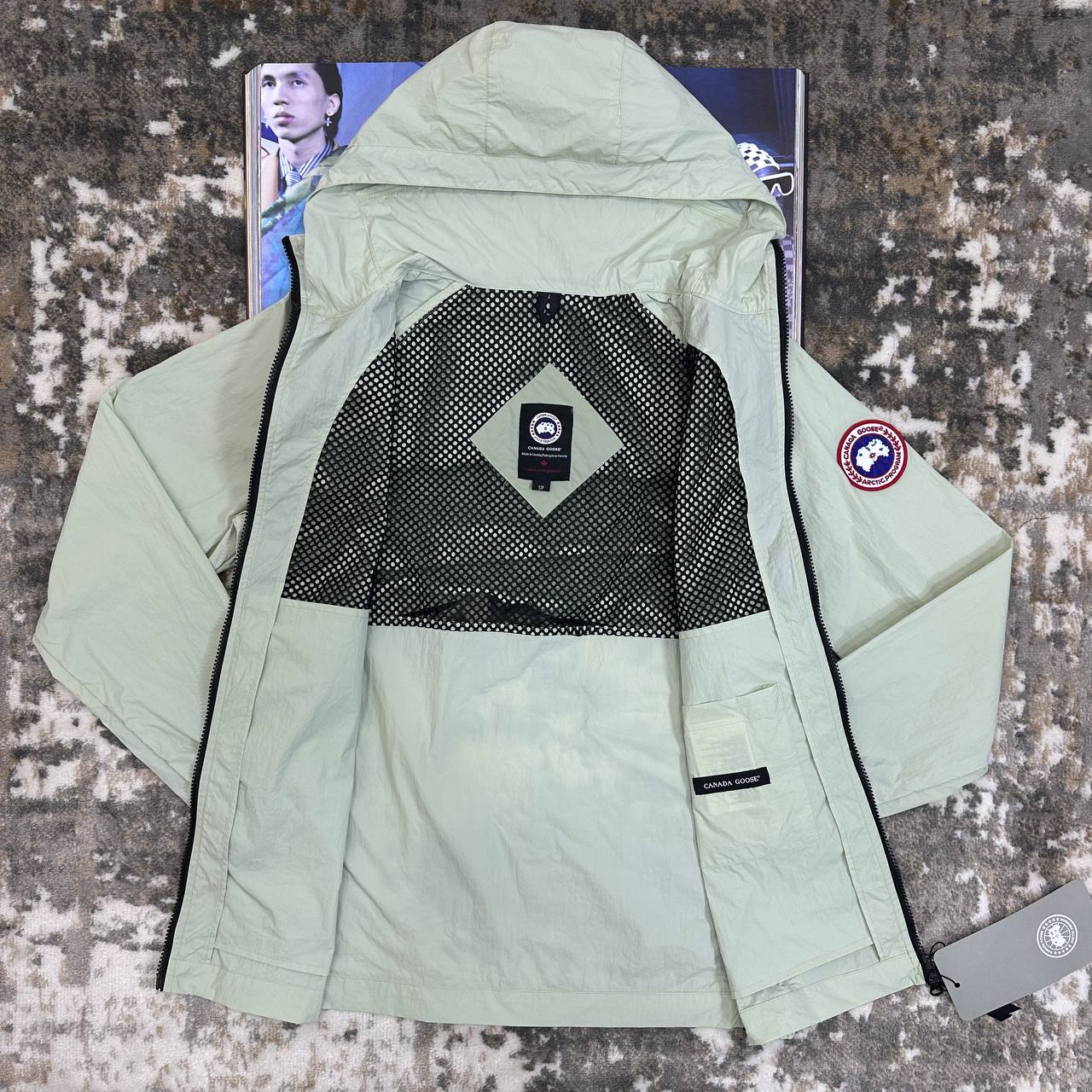 CG WIND BREAKER-OFF WHITE