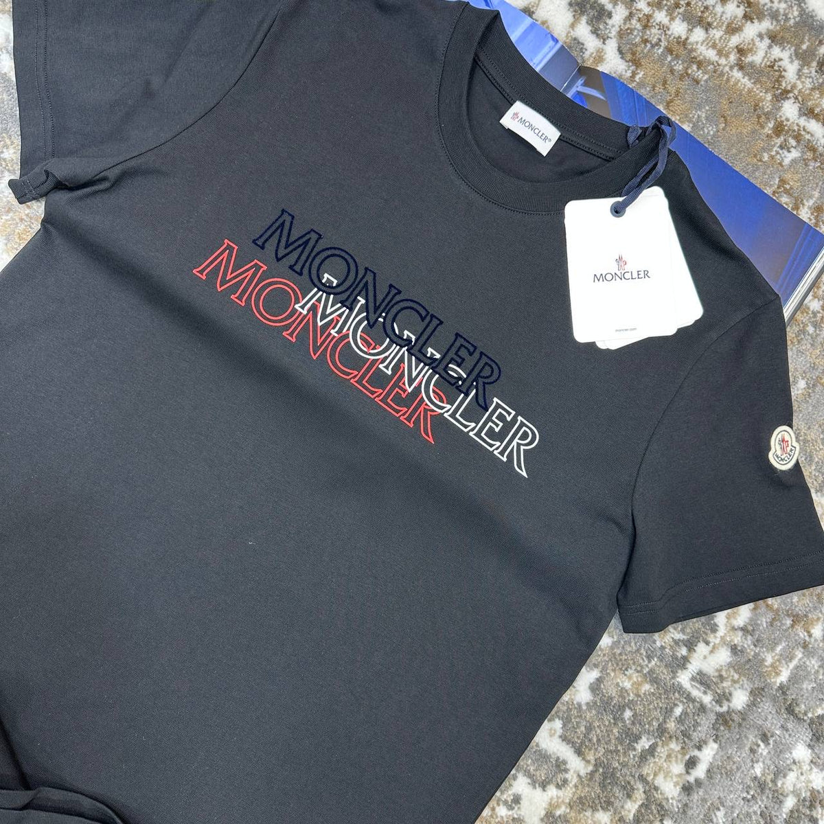 MNCLR TSHIRT-BLACK