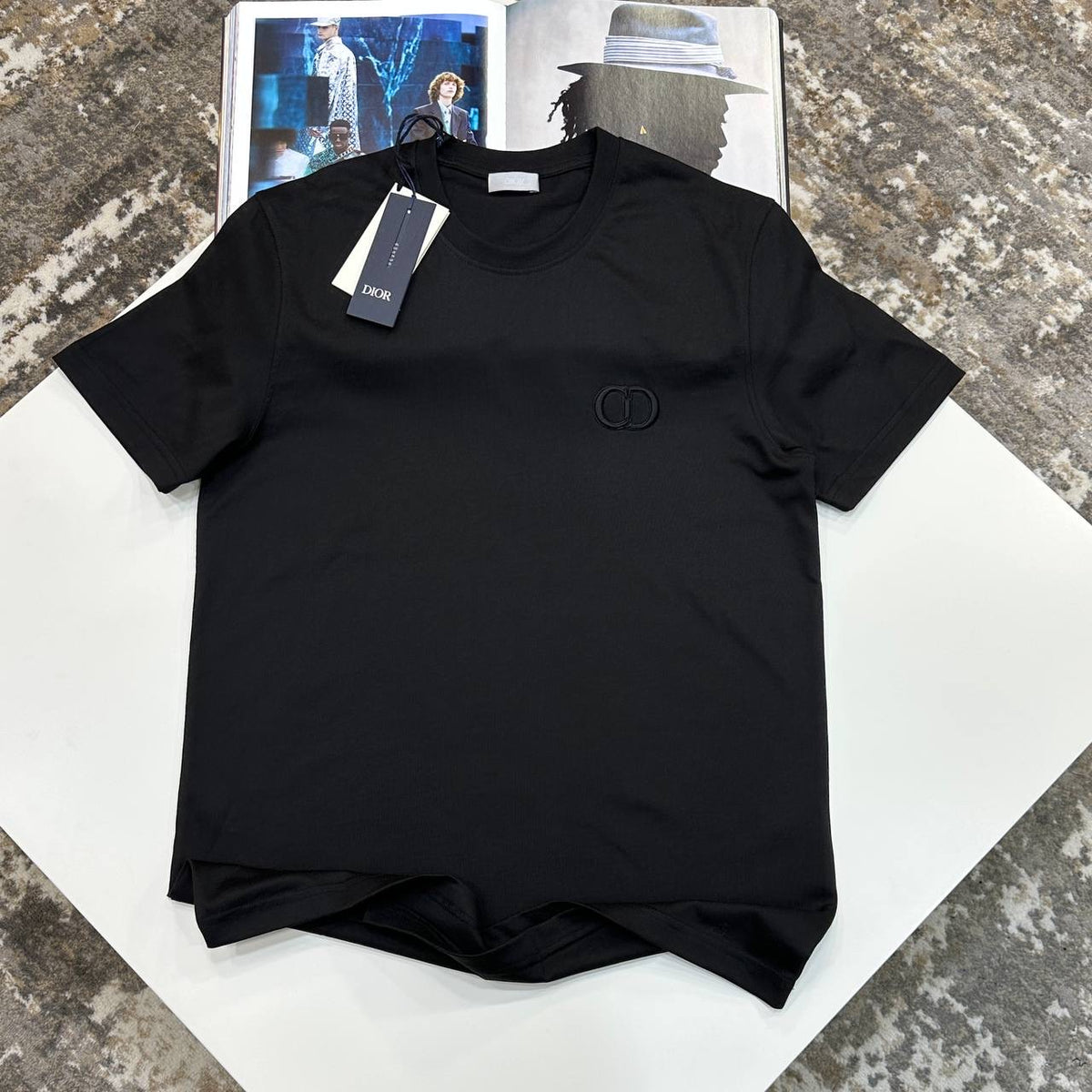 CD TSHIRT- BLACK