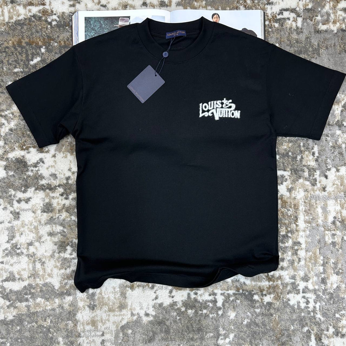 LUOS-VUTON EMBROIDERY TSHIRT-BLACK