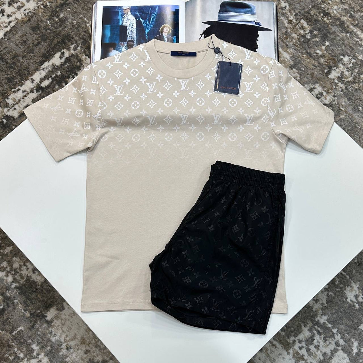 L.V SHORT SET BEIGE/BLACK