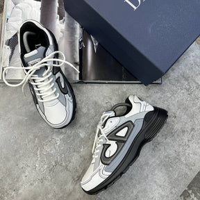 B-30 TRAINER WHITE/GREY