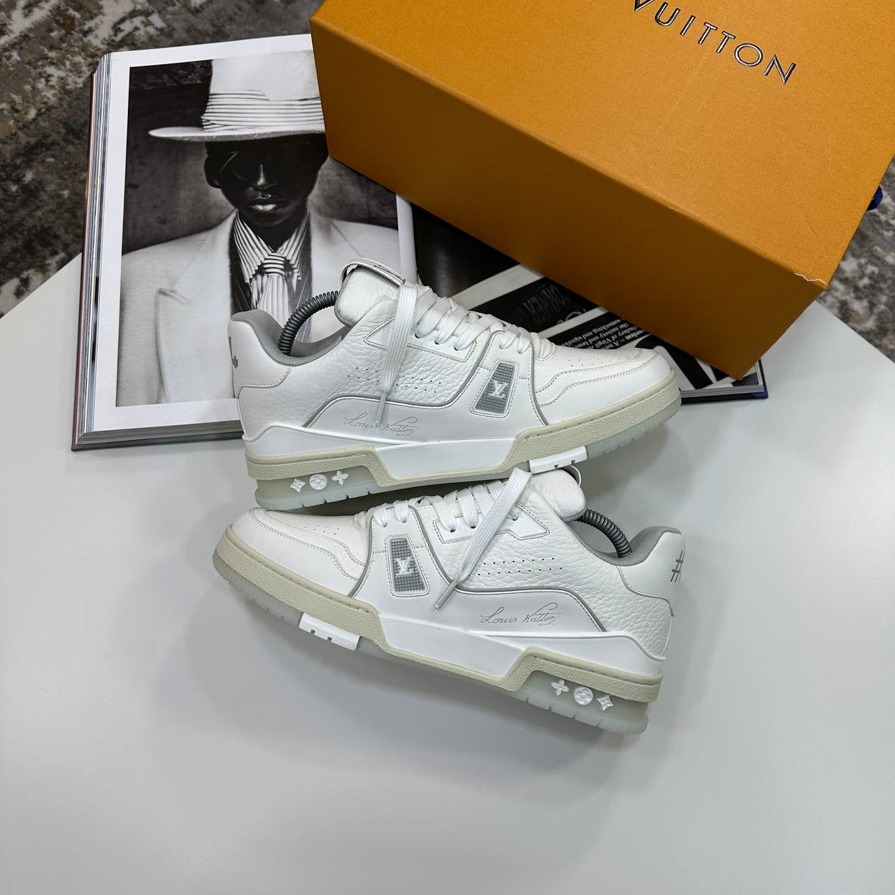 LVE TRAINER - WHITE