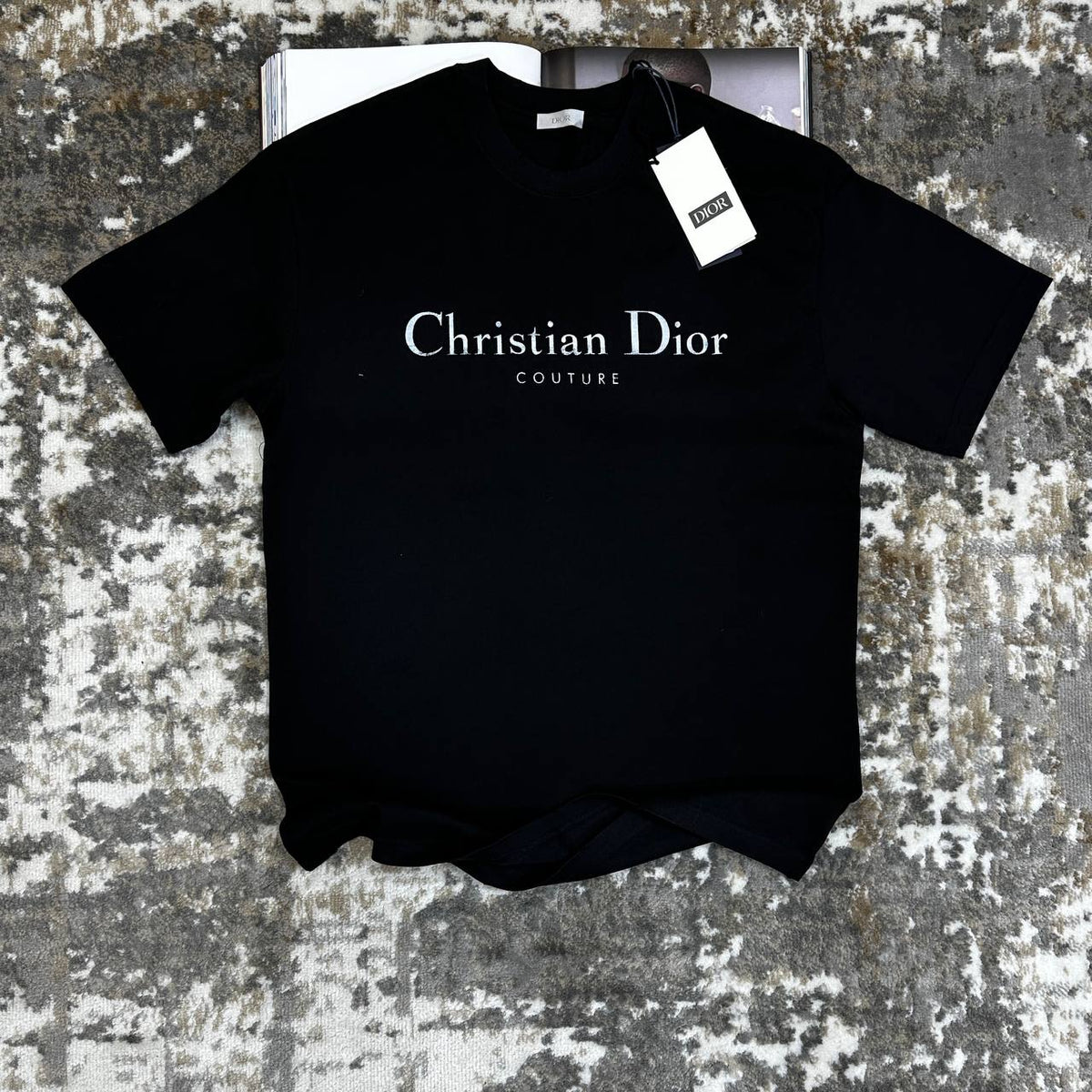 CHRISTAN DOR TSHIRT-BLACK